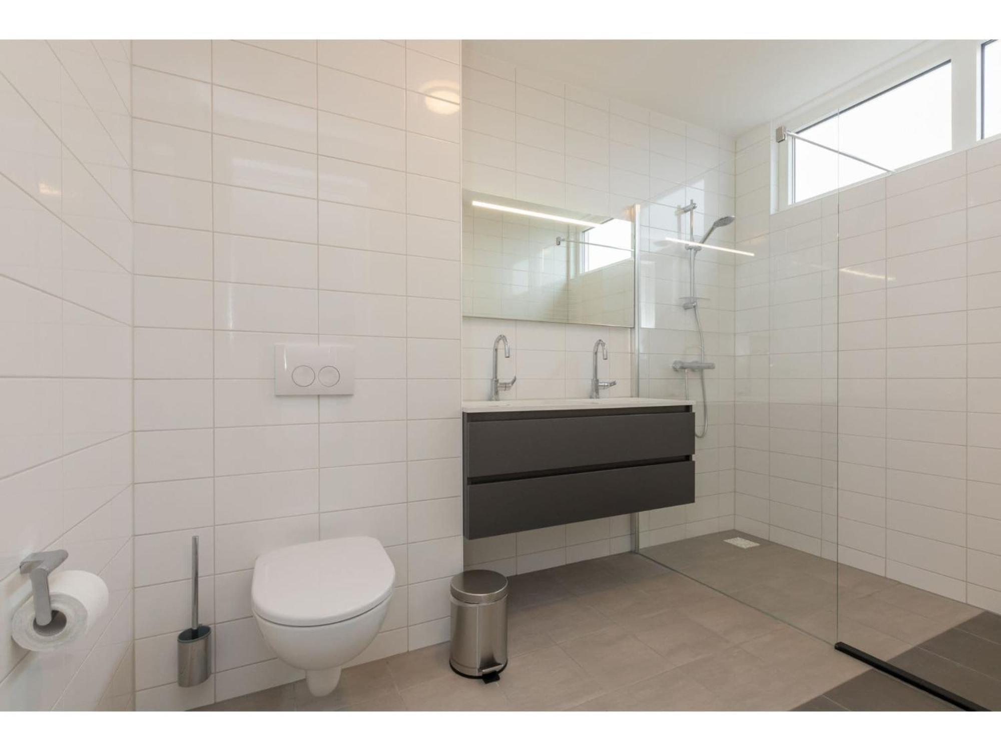 Luxurious Studio For 2 People A 1 Minute Walk From The Beach Of Zoutelande Exterior photo